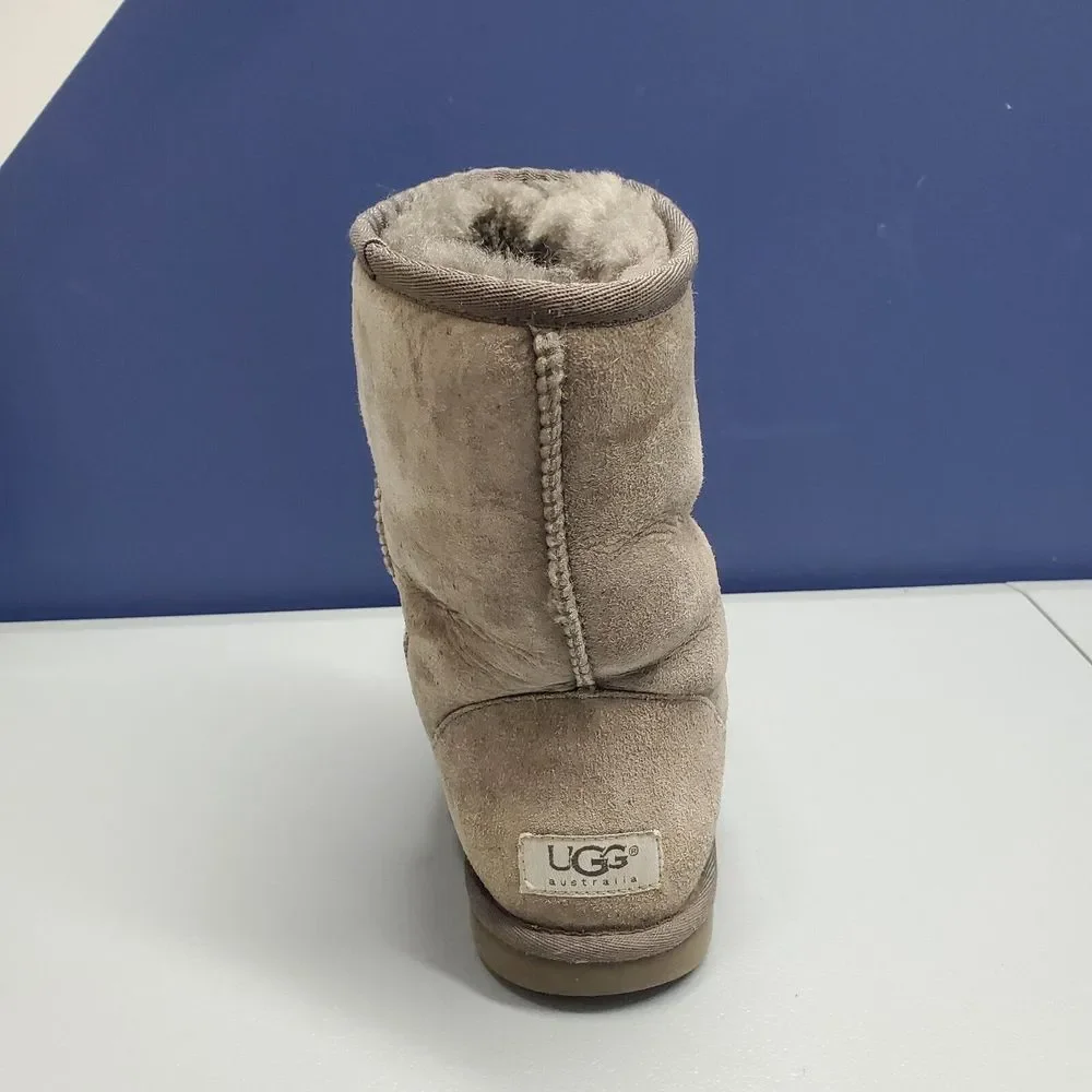 UGG australia classic